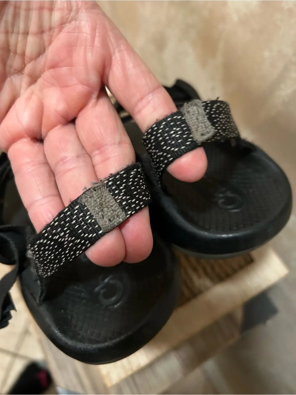 Chaco youth kids size 5